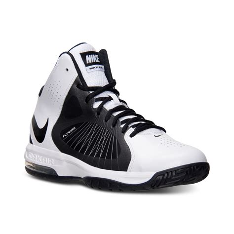 nike basketbal sneakers.